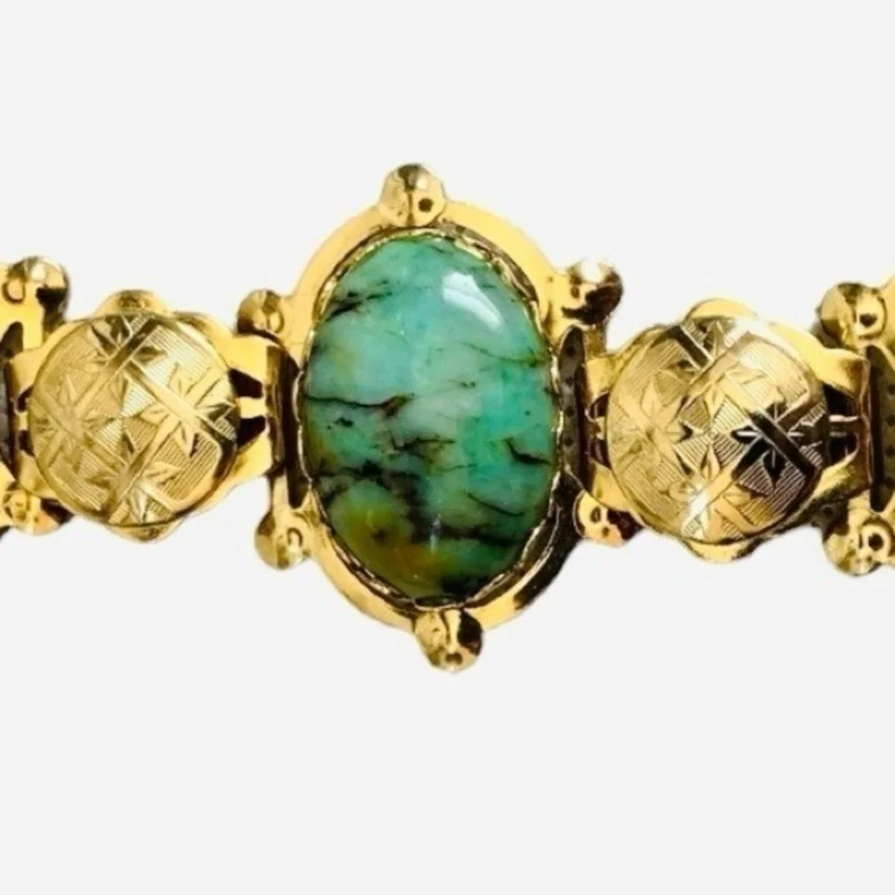 Vintage Turquoise Bracelet Green Oval Stone Gold Tone 7